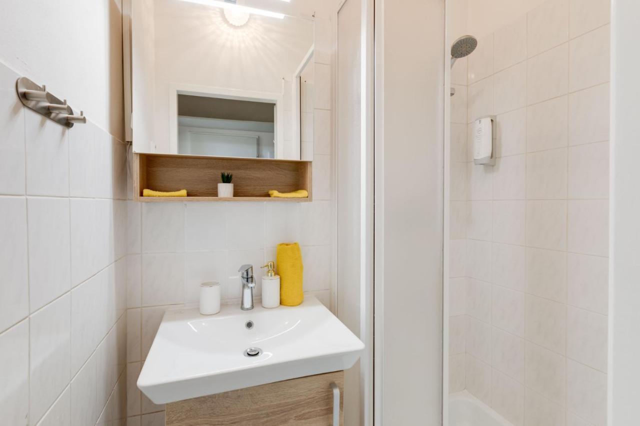Sunshine Apartment Near The City Center プラハ エクステリア 写真