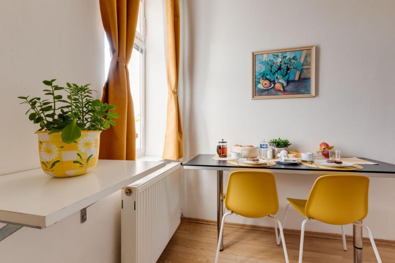 Sunshine Apartment Near The City Center プラハ エクステリア 写真